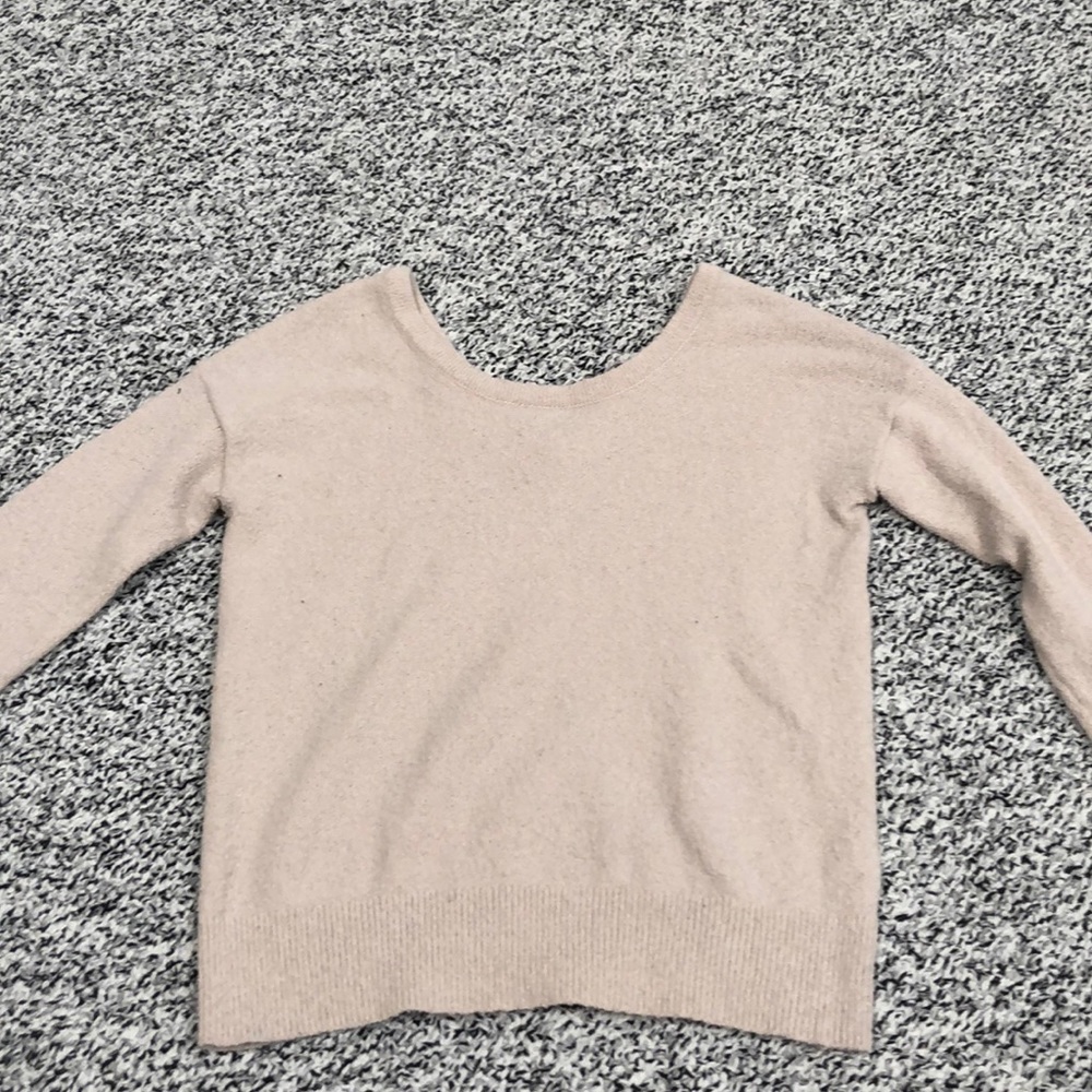 Light tan garage size S sweater